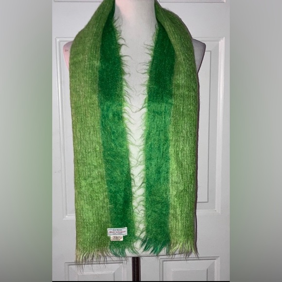 Mohair Wool Vintage Made in England Oblong Scarf Green Unisex - Picture 2 of 6